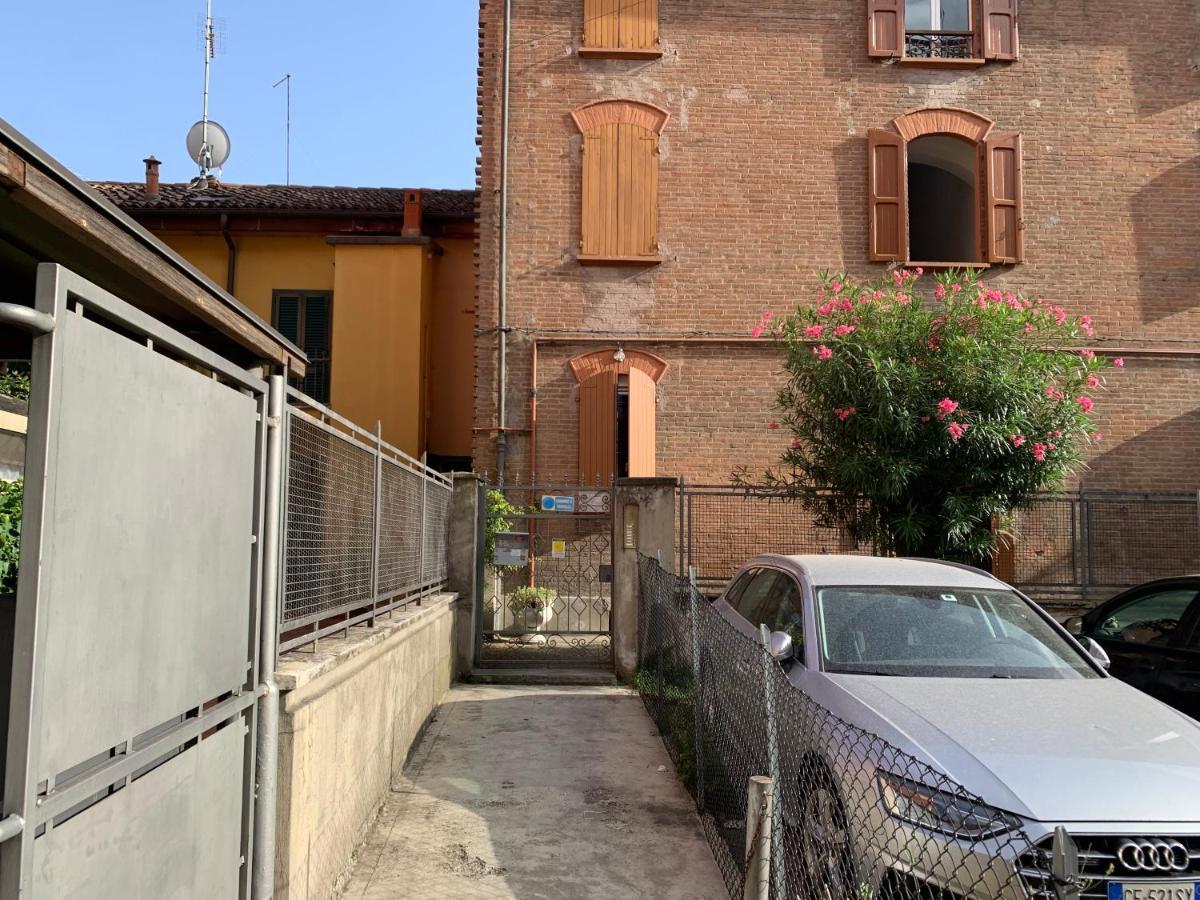 Casina Delle Rose Apartment Bologna Exterior foto